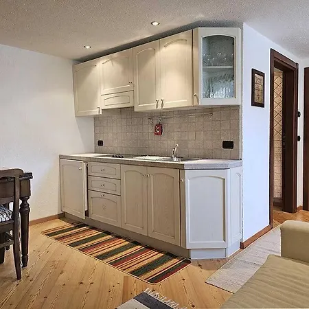 La Bombetta Gialla Di Elisa E Marco Διαμέρισμα