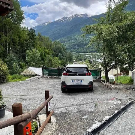 La Bombetta Gialla Di Elisa E Marco Апартаменты *